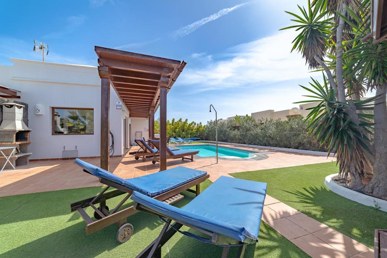 Villa Alegria Плайя-Бланка Екстер'єр фото